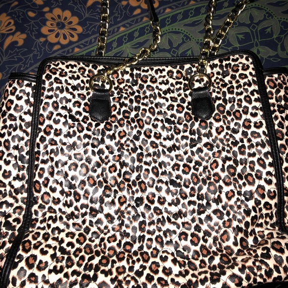 Betsey Johnson Tote bag! - Picture 3 of 7